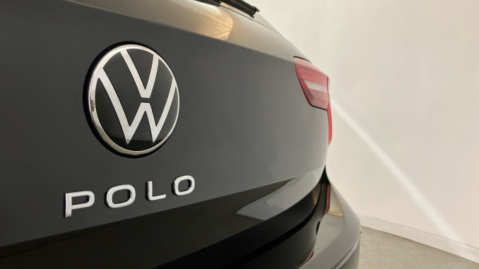 Volkswagen Polo 1.0 TSI 115 Black Edition 5dr DSG Petrol Hatchback - Image 23
